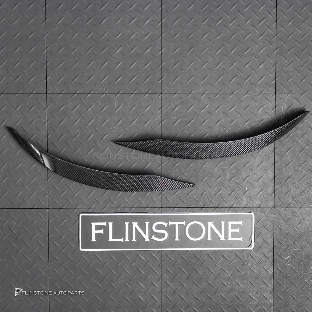 คาหนาด Carbon fiber สำหรับ W117 CLA-Class ทรง PIECHA