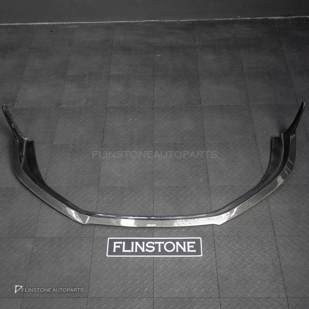 ลิ้นหน้า Carbon fiber สำหรับ Porsche 718 Cayman Boxster ทรง CMST