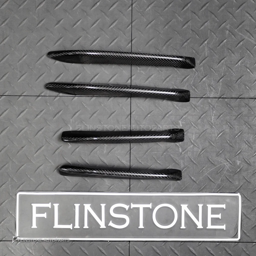 คิ้วช่องลมหน้า Carbon Fiber C236 CLE-Class สำหรับ CLE53 AMG