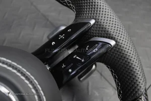 พวงมาลัย Carbon fiber พร้อม Airbag หนังดำ ด้ายขาว กรอบเงิน สำหรับ W221 S-Class