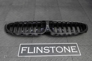 กระจังหน้า สำหรับ BMW G20 Series 3 ขอบ Dry Carbon เส้นเดี่ยว