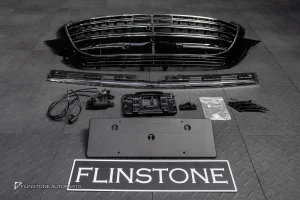 ชุดกระจังหน้า LED V-Class Facelift V300 AMG พร้อมฐานรองป้ายทะเบียน