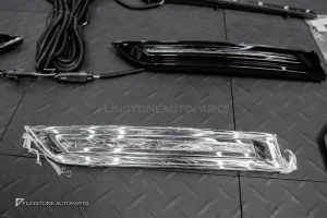 ชุดกันชนหน้า W447 V-Class ทรง VIP King พร้อมกระจังหน้า