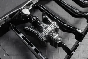 กระจังหน้า สำหรับ Maserati Levante 2025+