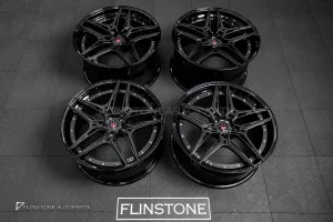 ล้อ Custom Forged แบบ 2 ชิ้น สำหรับ Maserati Levante หมุดเงิน ก้านดำด้าน ขอบดำเงา ขอบ 21 5114.3