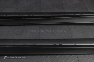 สเกิร์ตข้าง สำหรับ W253 GLC-Class ทรง GLC63 งานดิบ แท้