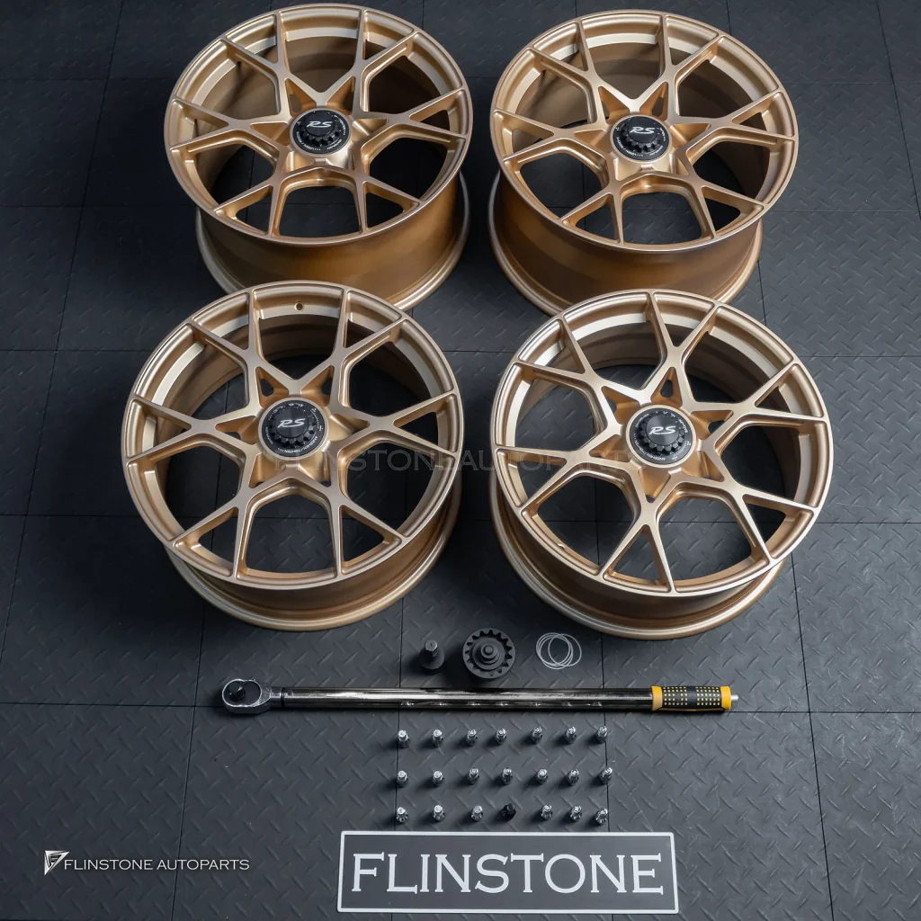 ล้อ Custom Forged Center Lock สำหรับ 718 Cayman สีทองด้าน พร้อมชุดถอด ขอบ20 5-130