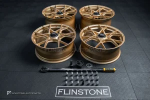 ล้อ Custom Forged Center Lock สำหรับ 718 Cayman สีทองด้าน พร้อมชุดถอด ขอบ20 5-130