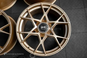 ล้อ Custom Forged Center Lock สำหรับ 718 Cayman สีทองด้าน พร้อมชุดถอด ขอบ20 5-130
