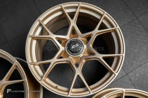 ล้อ Custom Forged Center Lock สำหรับ 718 Cayman สีทองด้าน พร้อมชุดถอด ขอบ20 5-130