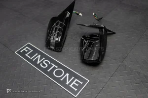 กระจกมองข้าง Mercedes Benz พร้อมฐาน + ไฟเลี้ยว สำหรับ W221 S Class สีดำเงา