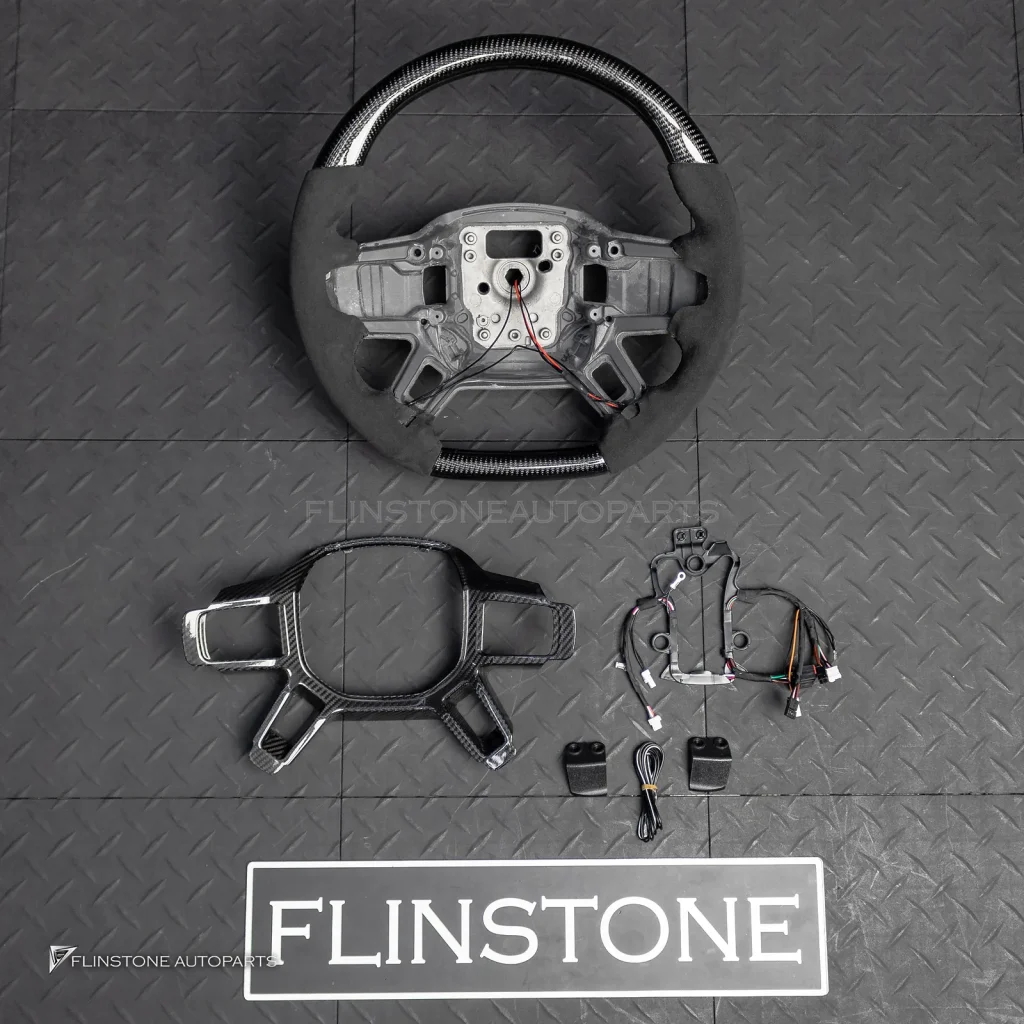 พวงมาลัย Carbon fiber สำหรับ Land rover Defender