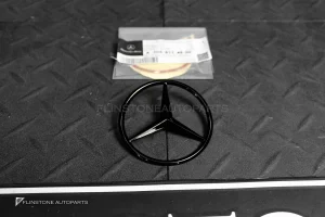 โลโก้ ดาว Mercedes benz แท้ สีดำเงา ติดท้ายรถ A2058174500