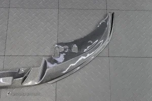 ลิ้นหน้า Carbon fiber สำหรับ BMW G22 Series 4 ทรง 3D Design