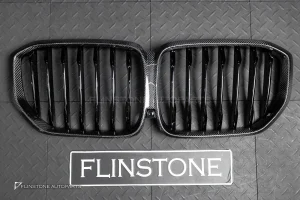 กระจังหน้า ขอบ Carbon fiber BMW X5 G05 เส้นเดี่ยว สีดำเงา