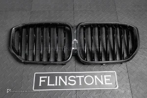 กระจังหน้า ขอบ Carbon fiber BMW X5 G05 เส้นเดี่ยว สีดำเงา