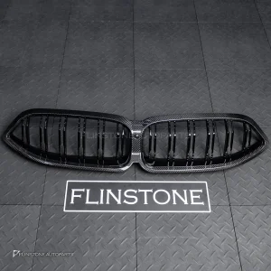 กระจังหน้า Carbon fiber สำหรับ BMW G15 Series 8 เส้นคู่ ก้านสีดำเงา มีกล้องหน้า
