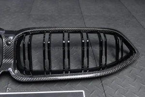 กระจังหน้า Carbon fiber สำหรับ BMW G15 Series 8 เส้นคู่ ก้านสีดำเงา มีกล้องหน้า