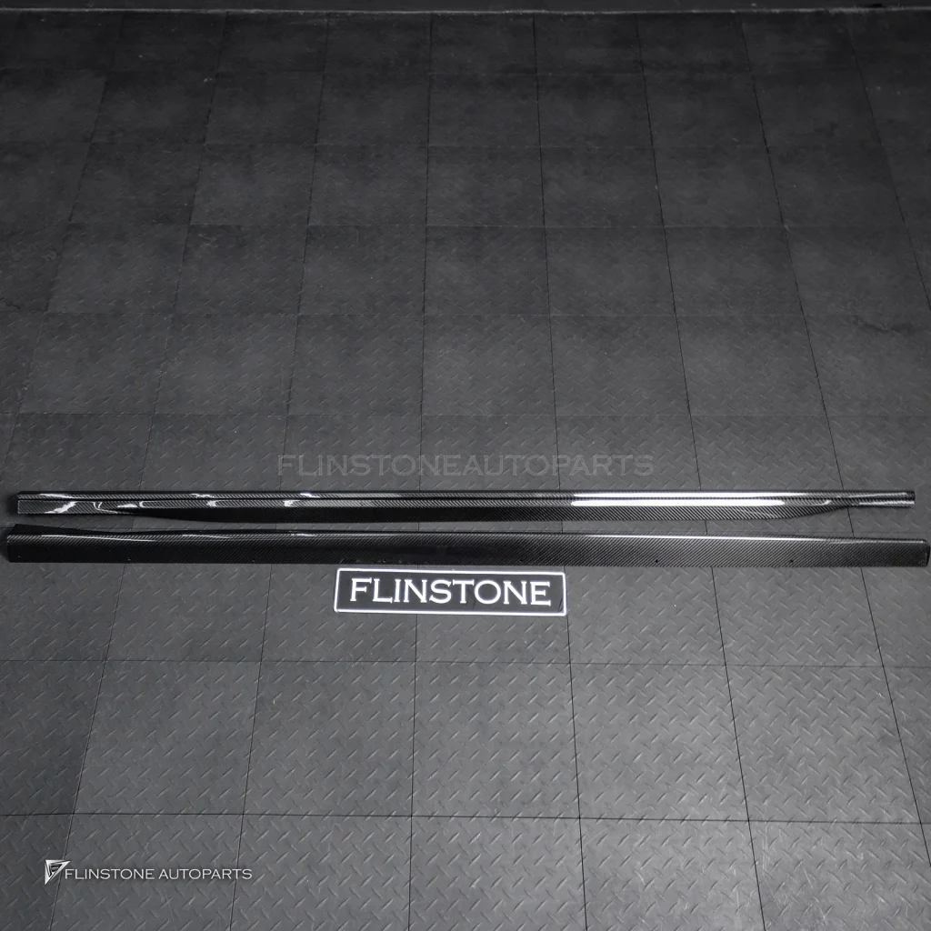 สเกิร์ตข้าง Carbon fiber สำหรับ BMW G22 Series 4 ทรง 3D design