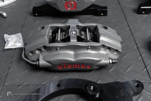 ชุดเบรค Brembo สำหรับ BYD Sealion 6 สีเทา โลโก้แดง