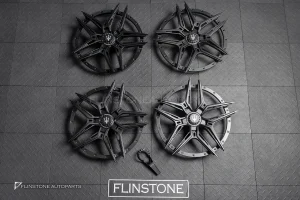 Custom forged ส่วนนอก แบบ Center lock สำหรับ Maserati Levante สีดำด้าน