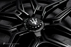 Custom forged ส่วนนอก แบบ Center lock สำหรับ Maserati Levante สีดำด้าน