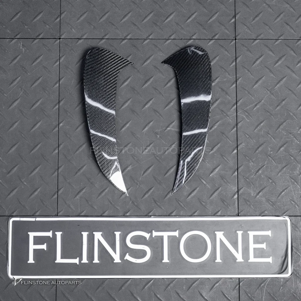 คิ้วช่องลมท้าย Carbon fiber สำหรับ W206 C-Class