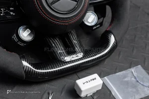 พวงมาลัย Carbon fiber พร้อม Airbag มี Display Shift สำหรับ C257 CLS-Class หนังดำ ด้ายแดง