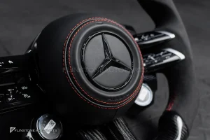 พวงมาลัย Carbon fiber พร้อม Airbag มี Display Shift สำหรับ C257 CLS-Class หนังดำ ด้ายแดง