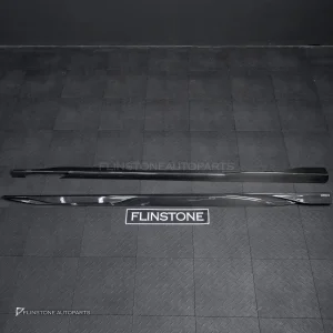 สเกิร์ตข้าง Carbon fiber สำหรับ BMW I4 G26 ทรง SOOQOO