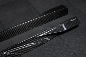 สเกิร์ตข้าง Carbon fiber สำหรับ BMW I4 G26 ทรง SOOQOO