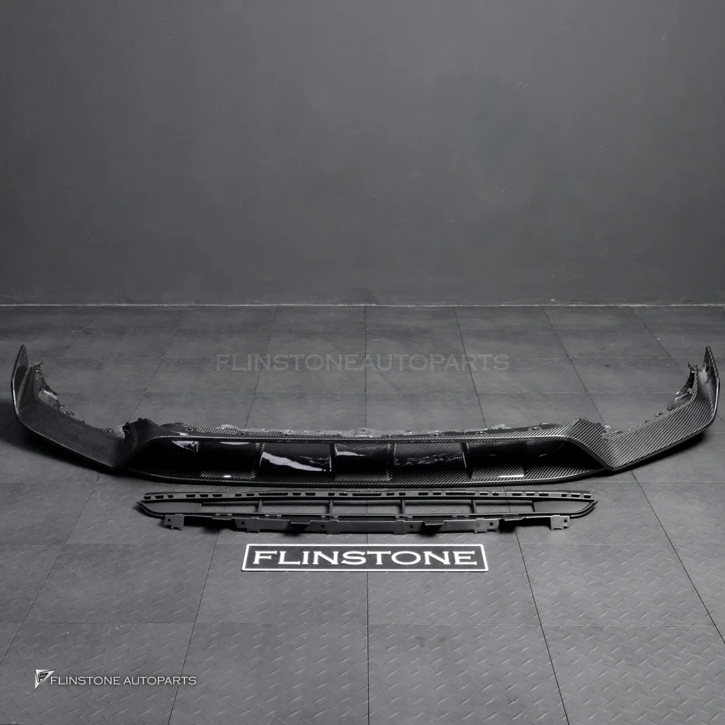 ลิ้นหน้า Carbon Fiber New Porsche Cayenne 2025 ทรง USUS Autoclave V.2