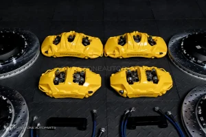 ชุดเบรค สำหรับ PORSCHE 992 Carrera S สีเหลือง โลโก้ดำ