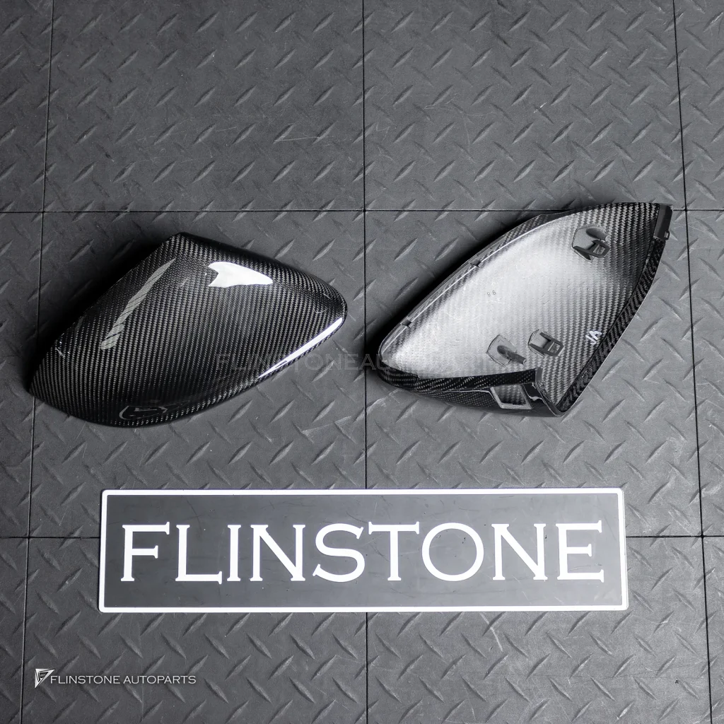 กระจกมองข้าง Carbon Fiber สำหรับ Lamborghini URUS