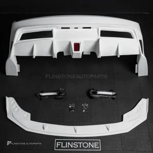 ตำหนิ ชุดกันชนหลัง + ดิฟฟิวเซอร์หลัง ทรง CMST Wide body สำหรับ mustang facelift งานดิบ