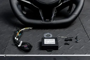 พวงมาลัยพร้อมAirbag หนังดำ ด้ายฟ้าน้ำเงินแดง สำหรับ G26 Series 4