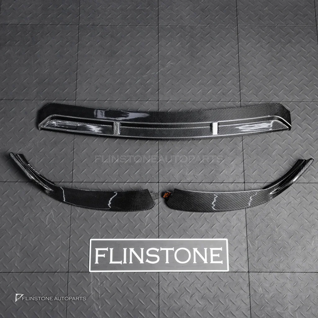ลิ้นหน้า Carbon Fiber W205 C-Class ทรง BRABUS