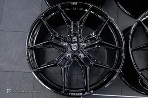 ล้อ Custom forged สำหรับ PORSCHE CAYENNE 9Y0.2 ขอบ 22 5-130 สีดำเงา