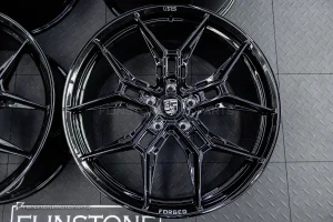 ล้อ Custom forged สำหรับ PORSCHE CAYENNE 9Y0.2 ขอบ 22 5-130 สีดำเงา