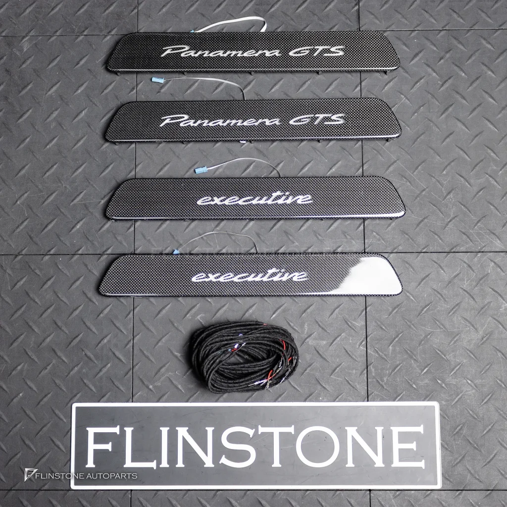 กาบบันได Carbon fiber LED สำหรับ Porsche 976 Panamera
