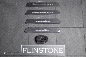 กาบบันได Carbon fiber LED สำหรับ Porsche 976 Panamera