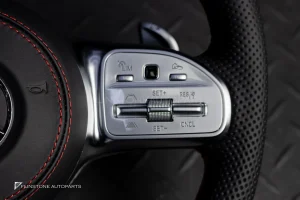 พวงมาลัยพร้อมAirbag Carbon fiber หนังดำ ด้ายแดง สำหรับ W907 Sprinter