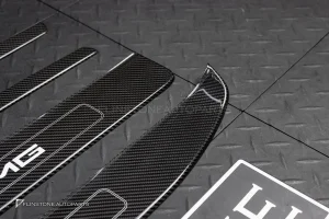 กาบบันได Carbon fiber สำหรับ C190 AMG GT
