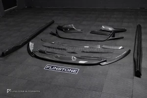 ชุดแต่งรอบคัน Carbon fiber สำหรับ Ferrari 812 Superfast ทรง NOVITEC ลาย 1