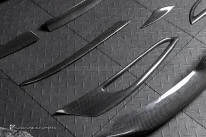 ชุดแต่งรอบคัน Carbon fiber สำหรับ Ferrari 812 Superfast ทรง NOVITEC ลาย 1