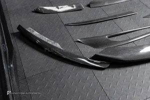 ชุดแต่งรอบคัน Carbon fiber สำหรับ Ferrari 812 Superfast ทรง NOVITEC ลาย 1