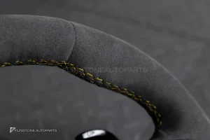 พวงมาลัยพร้อมAirbag หนังดำ ด้ายเหลือง กรอบดำเงา สำหรับ C190 AMG GTC