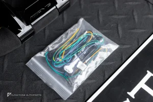 พวงมาลัยพร้อมAirbag หนังดำ ด้ายเหลือง กรอบดำเงา สำหรับ C190 AMG GTC
