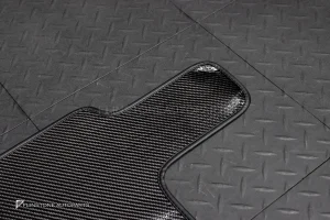 ผ้ารองพื้น ลาย Carbon fiber สำหรับ lamborghini revuelto