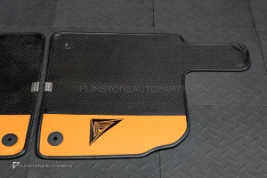 ผ้ารองพื้น ลาย Carbon fiber สำหรับ lamborghini revuelto